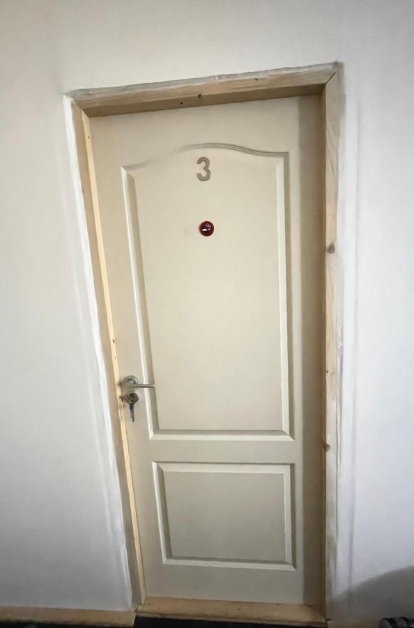 Hotel Casa Trandafirilor Tulcea Esterno foto