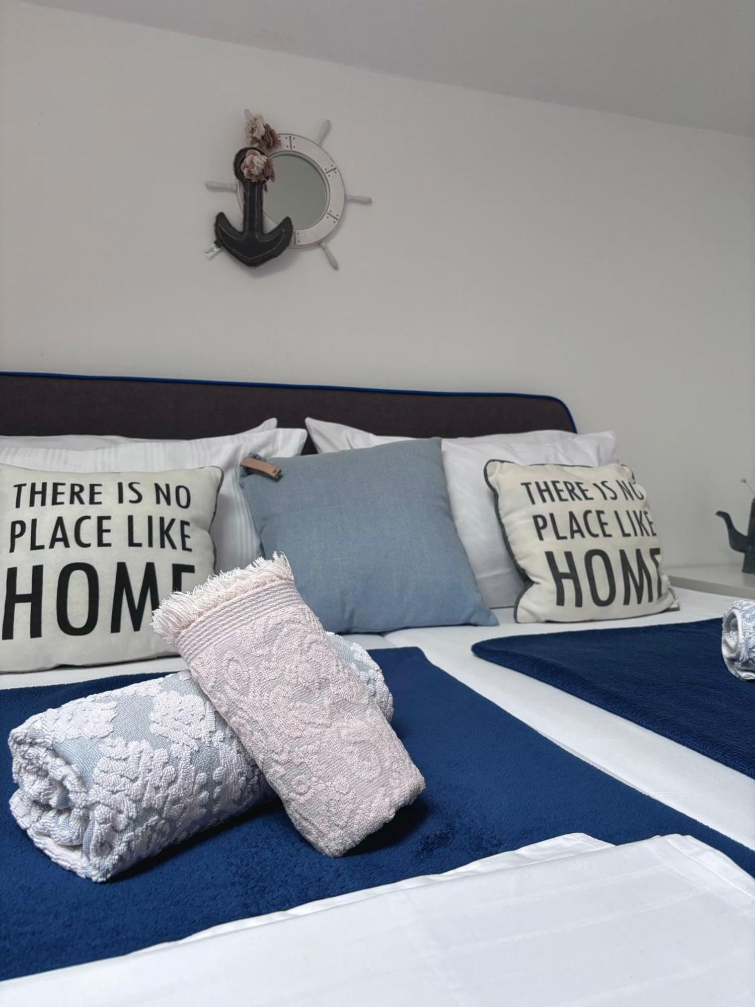 Hotel Casa Trandafirilor Tulcea Esterno foto