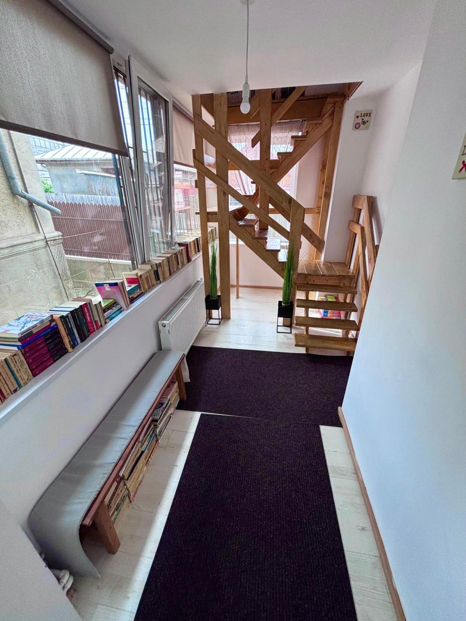 Hotel Casa Trandafirilor Tulcea Esterno foto