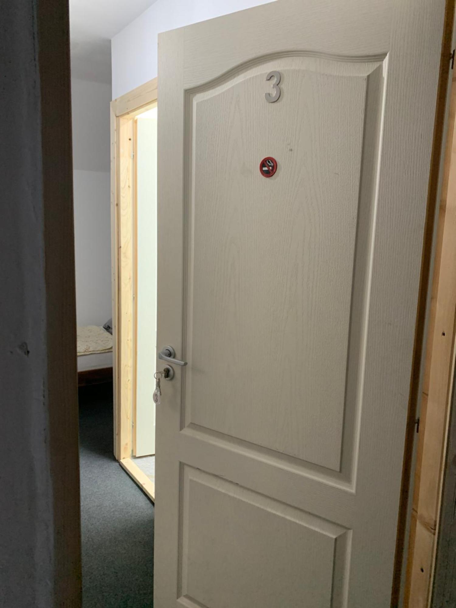 Hotel Casa Trandafirilor Tulcea Esterno foto
